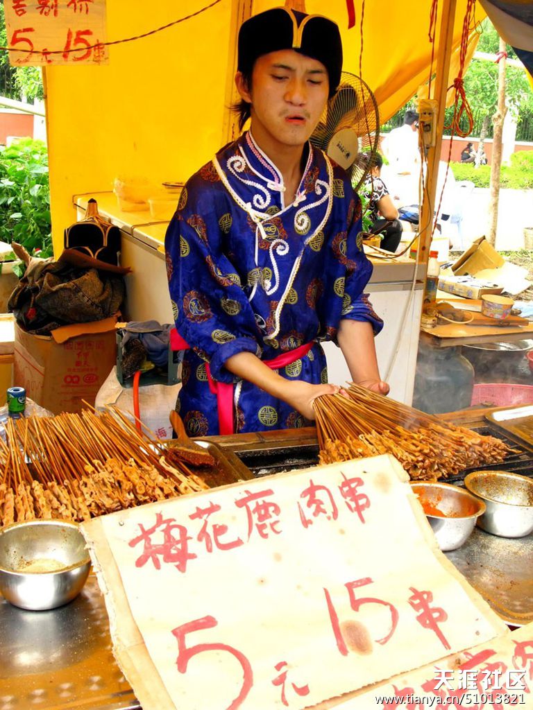 舌尖上的另类美食 你敢吃不? | 新华网重庆频道