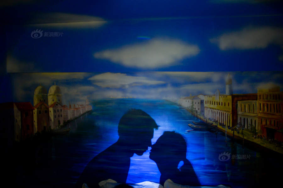 【图】摄影师跟拍开房的年轻人