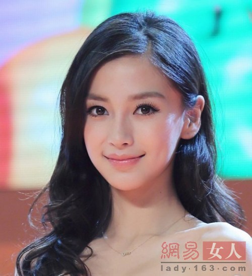 扒高富帅颜好女友 几乎全整过