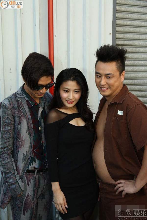 林芊妤新戏重演厕所门事件