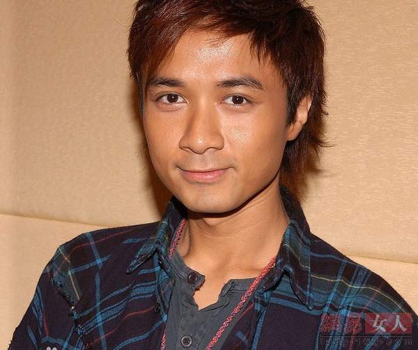 歌手3造型 张靓颖模仿邓紫棋?