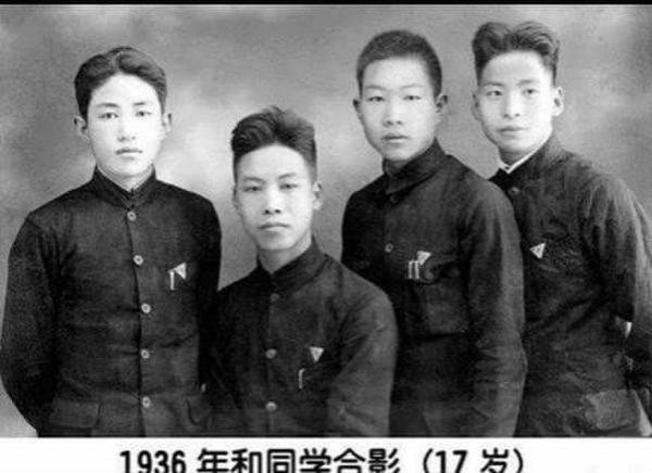 张艺谋被扒家世显赫 祖父是县长伯父为参谋长