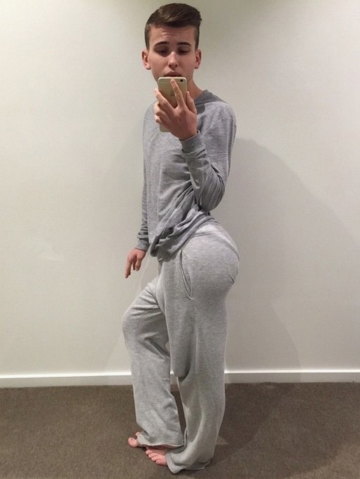 美少年练美臀 翘臀媲美卡戴珊