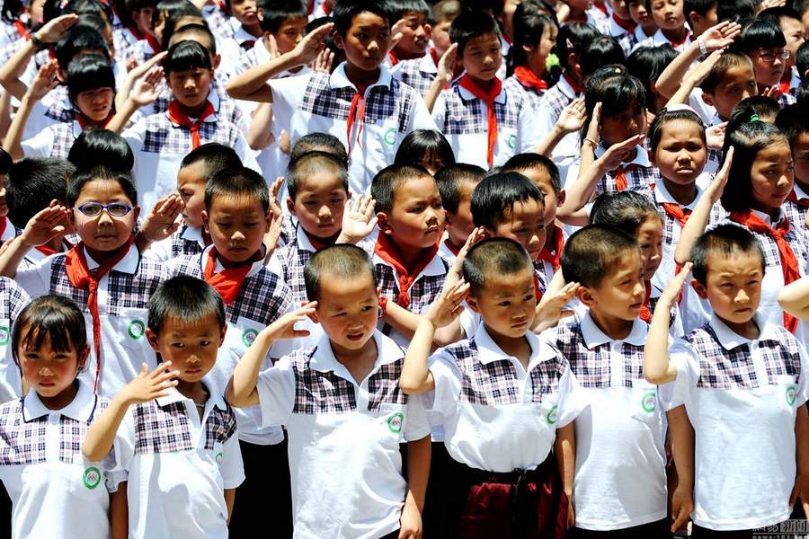 盘点中国学生校服百年变迁