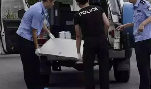 网店被差评 男子<em>掐死</em>陌生女学生丢男厕(图) - 新