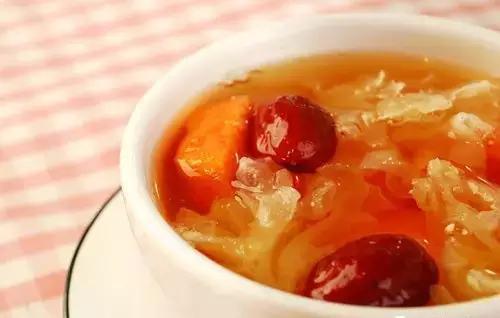 秋天女人每天喝此一碗 50岁像20岁