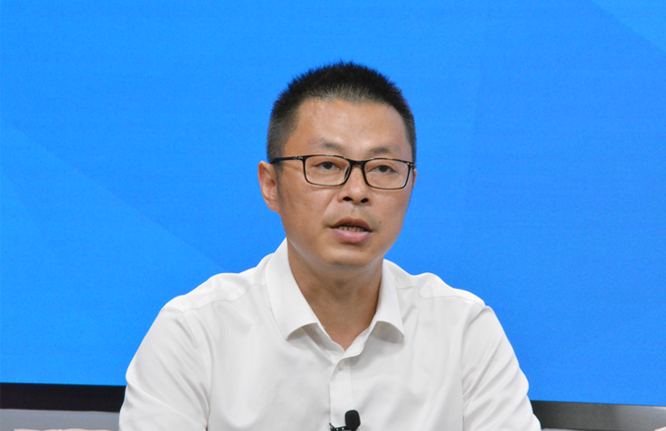 李亭一