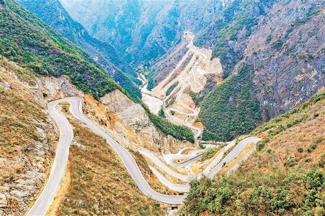 旅游大环线开通 下庄“天路”越走越宽