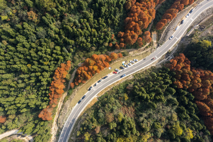 ����潭&ldquo;����ũ��·&rdquo;���Ը���ֵ�����߲�ֵ