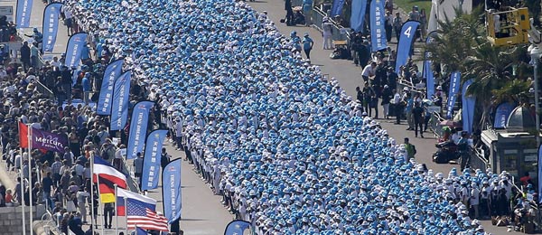 欧洲媒体:中国最土豪公司6400员工游法国