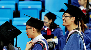 【圖片故事】&ldquo;腦癱碩士畢業生&rdquo;石安傑的求職路