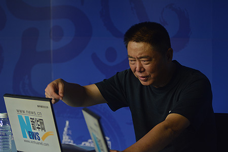 重庆美术家协会副主席,重庆中国画学会副会长孙汉军做客新华网