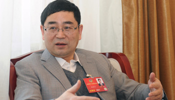 潘复生:利用融资租赁拓展创新的资金渠道