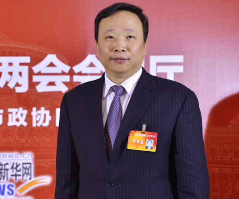 新华专访中共重庆市开州区委书记 何毅