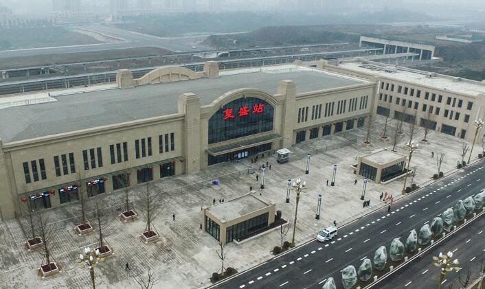 航拍春運中通車的復盛高鐵站