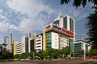 重慶對外經貿集團：打造現代服務業跨國投資運營平臺的創新之路