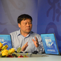 重庆工程职业技术学院党委书记易俊做客新华网