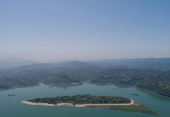 航拍三峽庫區江心島平西壩 似江心綠寶石