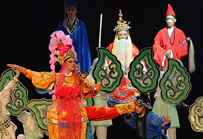 95後大學生自導自演川劇《白蛇傳》