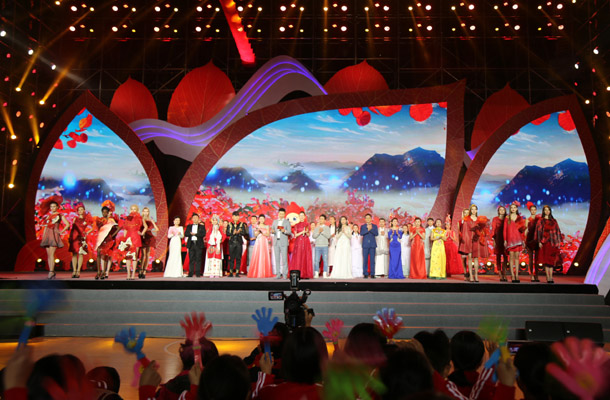 第十二届中国•重庆长江三峡（巫山）国际红叶节开幕式情景晚会