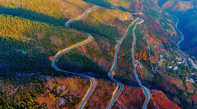 无人机航拍：巫山彩冬 诗意浓烈