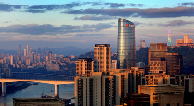 渝中有高樓 上與浮雲齊