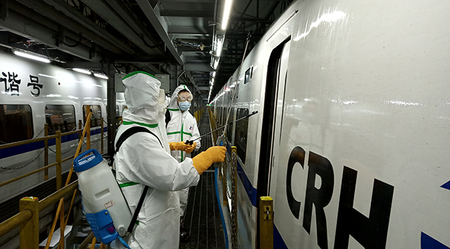 防疫路上 &ldquo;動車醫生&rdquo;也很拼