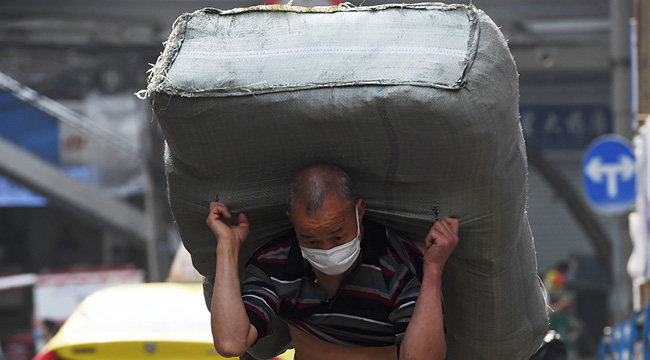 山城：又見&ldquo;棒棒&rdquo;