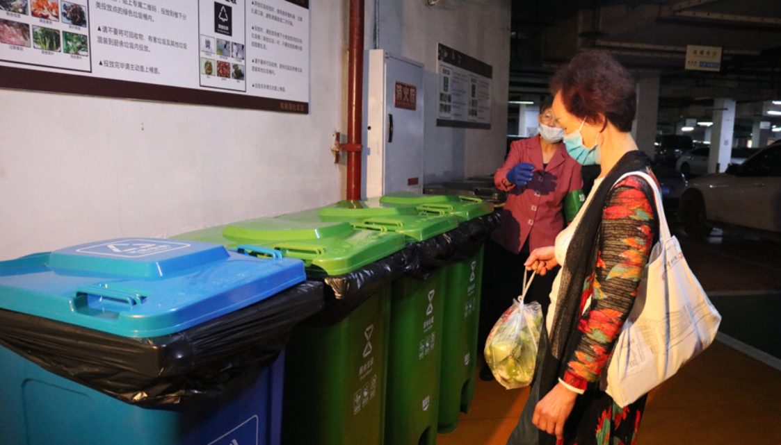 两江新区年内实现小区垃圾分类撤桶并点全覆盖