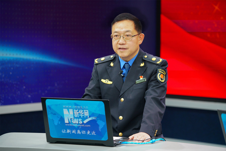 重庆市城市管理局党组成员、副局长卢鹏飞做客新华网