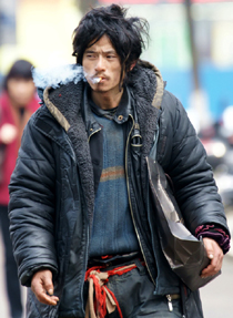 杀人悍匪怎能称爆头哥?