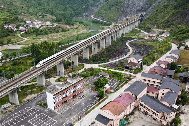 如今三建乡正成为稳步推进乡村振兴的沃土