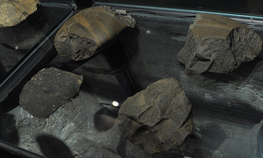 丰都冉家路口遗址出土的部分旧石器时代石器，距今约7万年-14万年，现藏于重庆中国三峡博物馆。