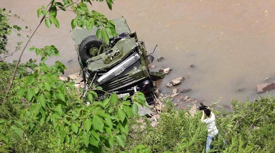 川渝心连心 为灾区人民祈福 | 四川雅安市芦山县