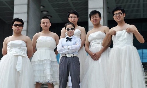 大学生图片专区